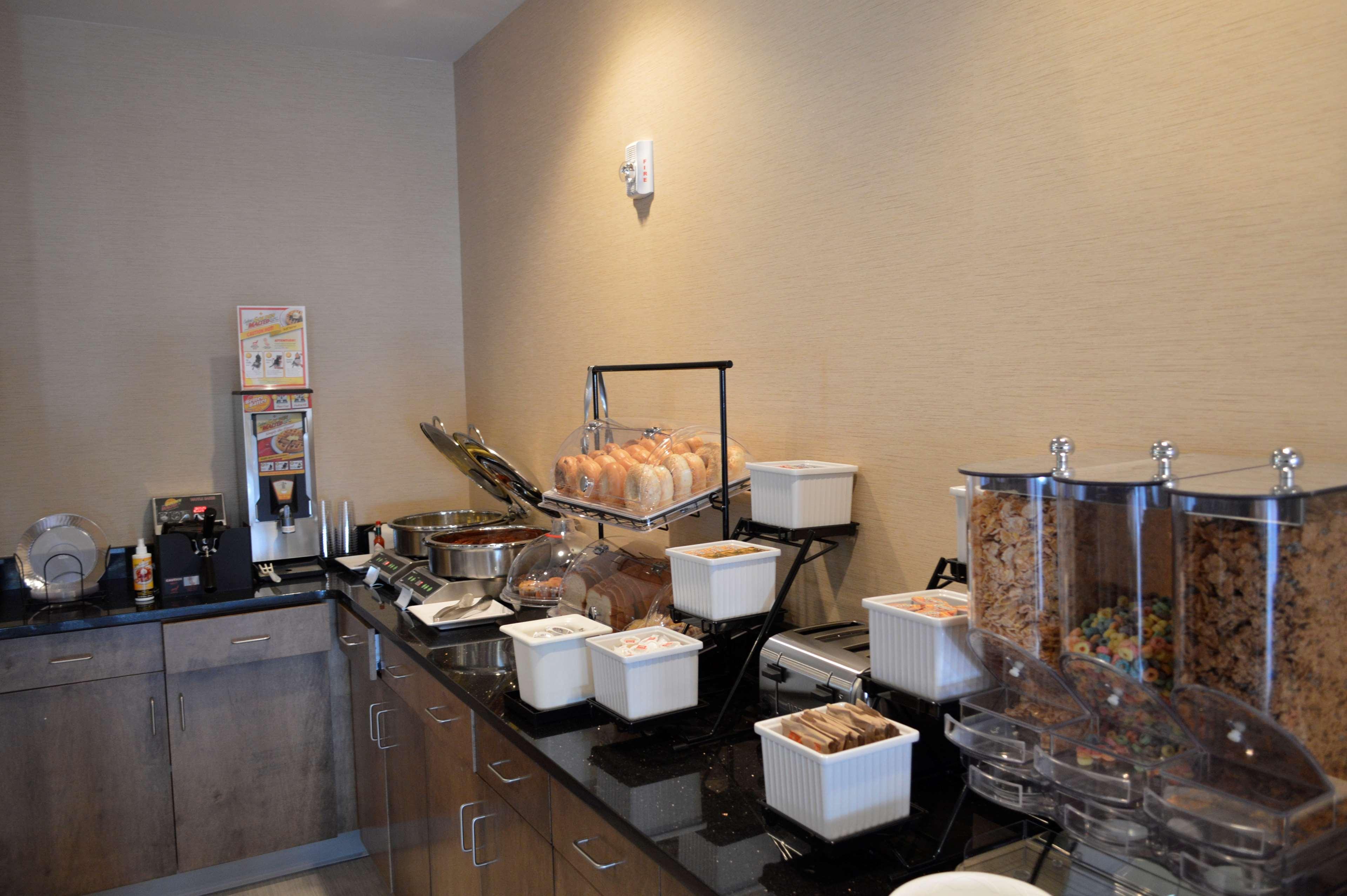 Best Western Plus Atrium Inn & Suites Clarksville Dış mekan fotoğraf